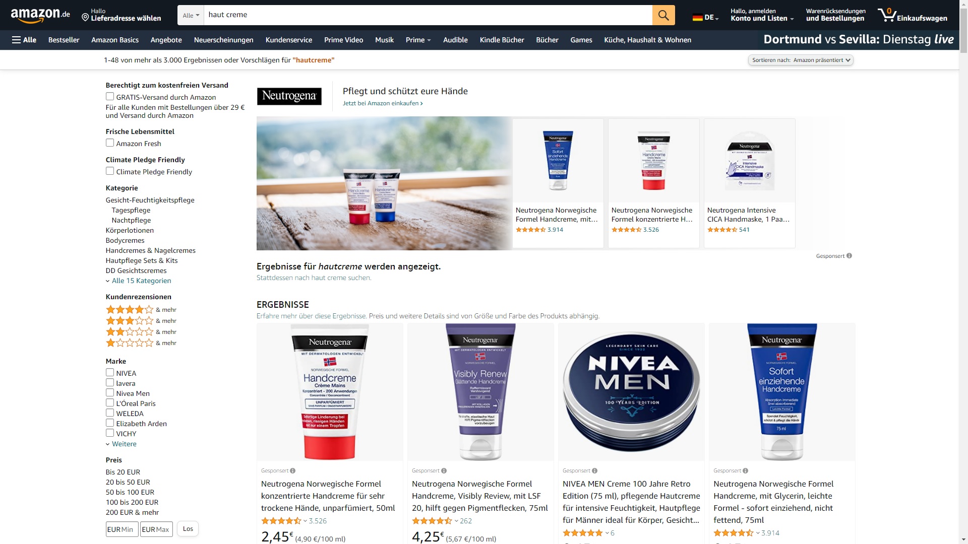 Das Bild zeigt die Amazon-Suche in der nach "haut creme" gesucht wurde und illustriert, dass die Verpackung von Nivea deutlich hervorsticht.